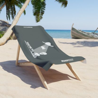 TAKE ME TO YOUR MOTHERSHEEP Beach Towel - Image 4